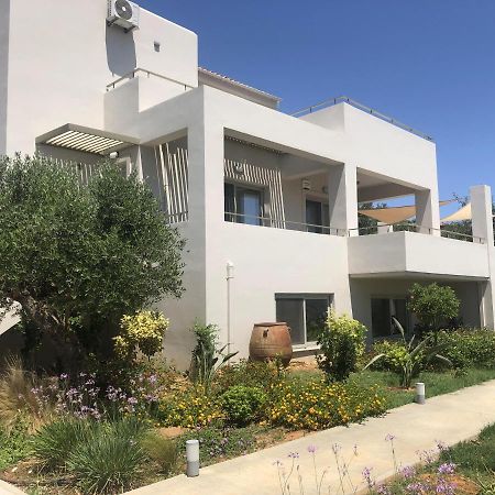 Villa Oliveto Tavronitis エクステリア 写真